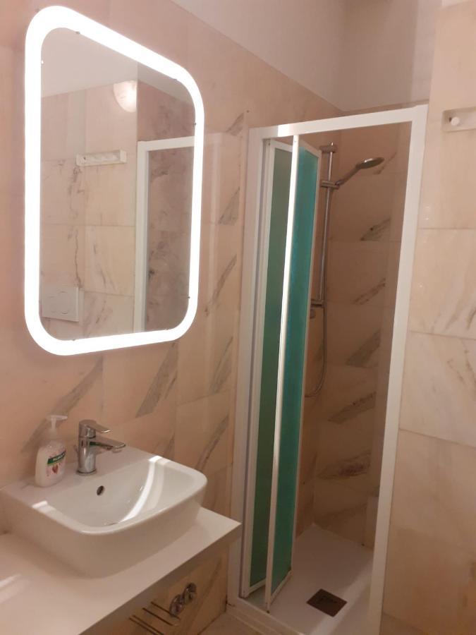 Blooming Gate Hotel Венеция Екстериор снимка